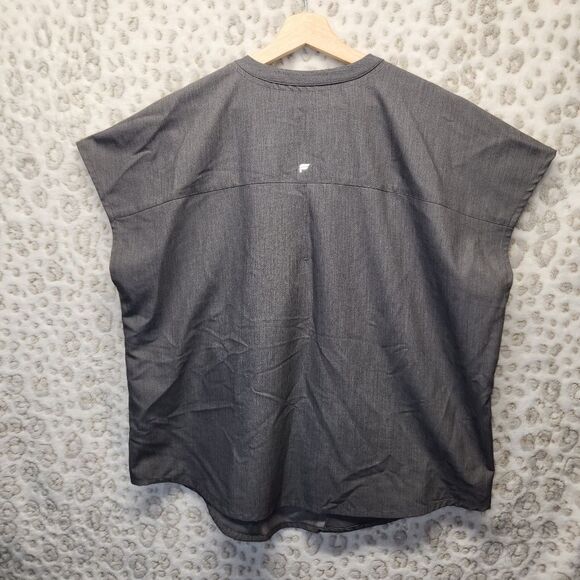 Fabletics Gray Three Pocket Scrub Top XXL - Picture 3 of 8
